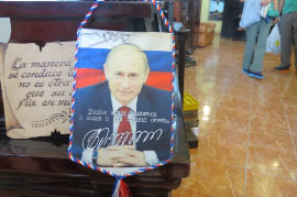 Putin likes cigars, too