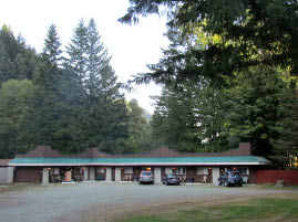 Totem Trail Motel