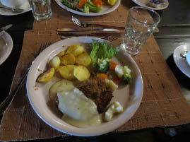 Lunch at Narva